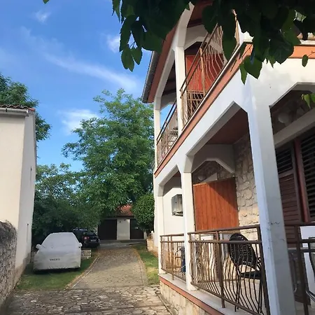 Guest house Funtana-mia 4*