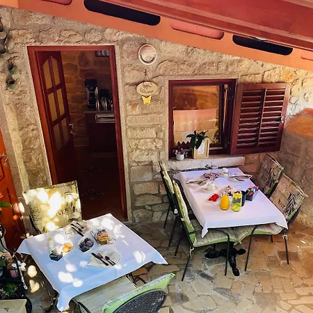 Funtana-mia Gasthuis 4*