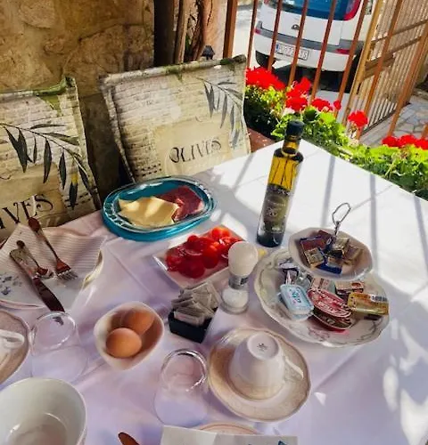 Affittacamere Funtana-mia 4*